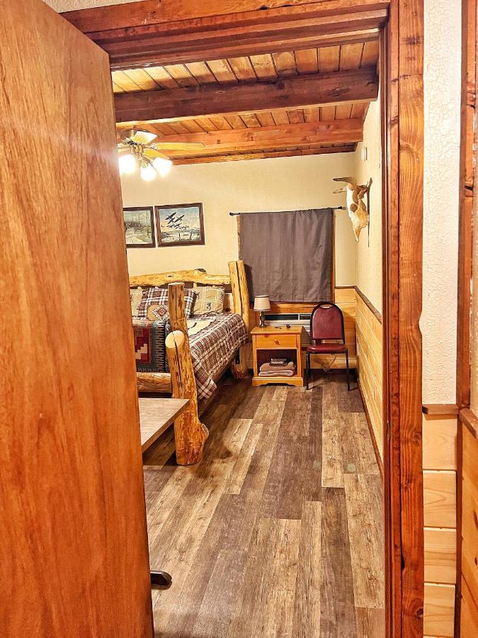 The Lodge At Devils Tower מראה חיצוני תמונה