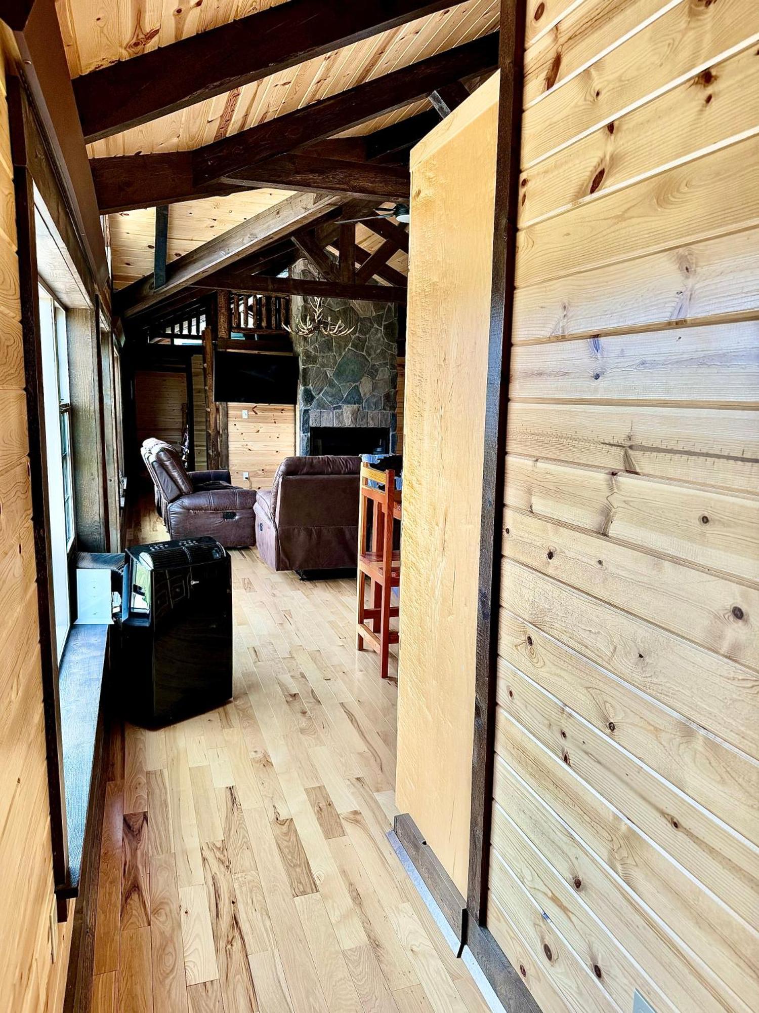 The Lodge At Devils Tower מראה חיצוני תמונה