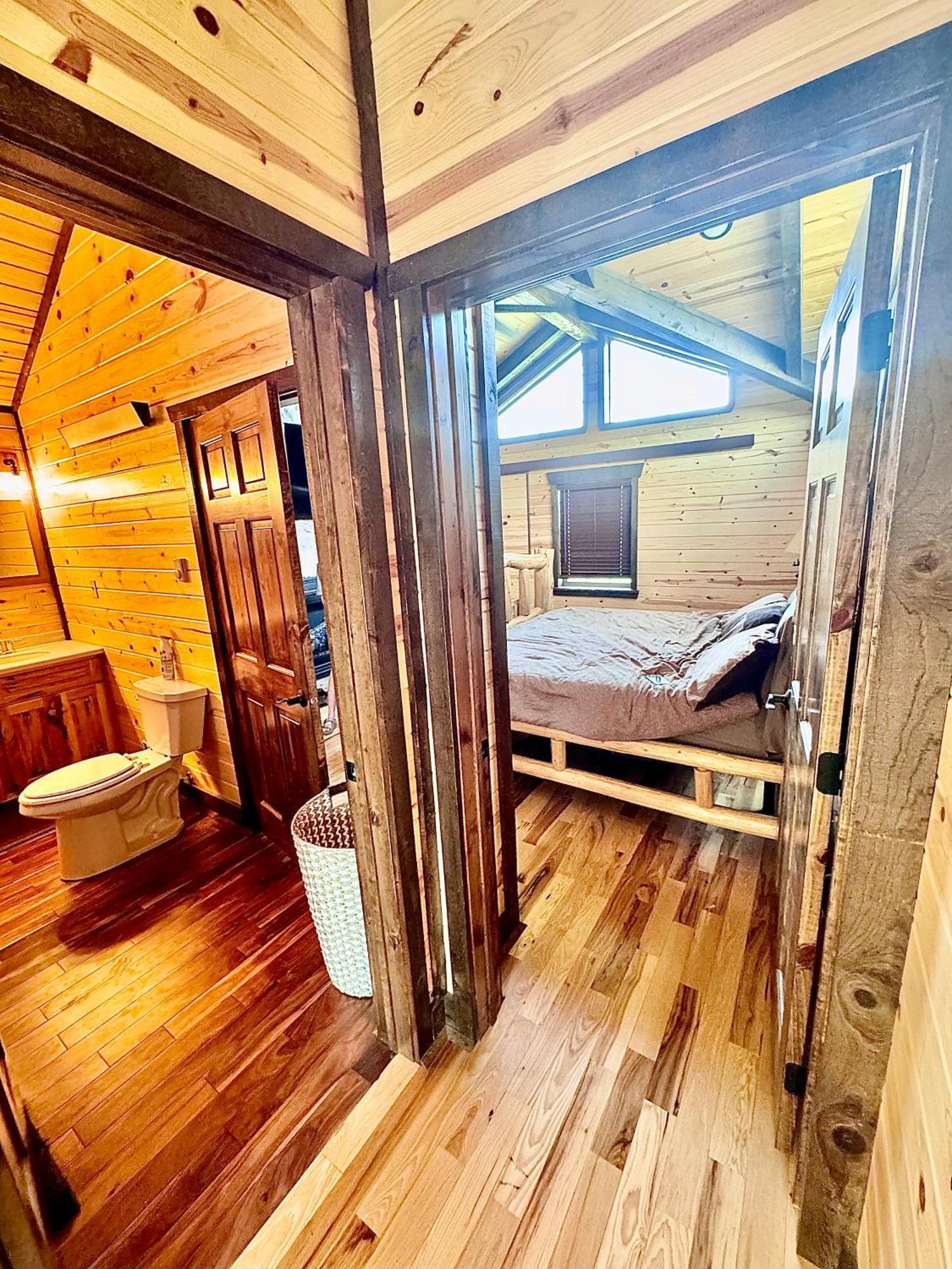 The Lodge At Devils Tower מראה חיצוני תמונה