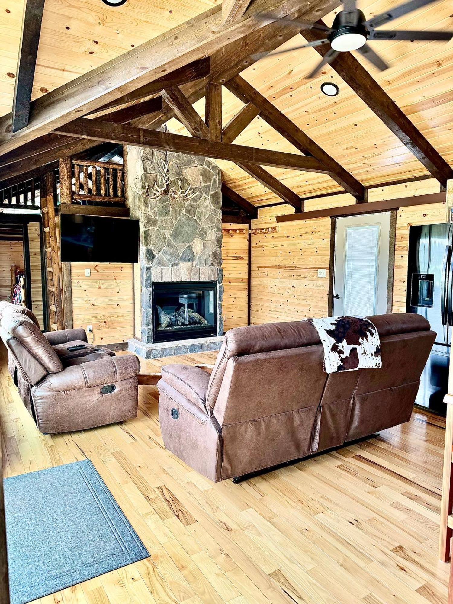 The Lodge At Devils Tower מראה חיצוני תמונה