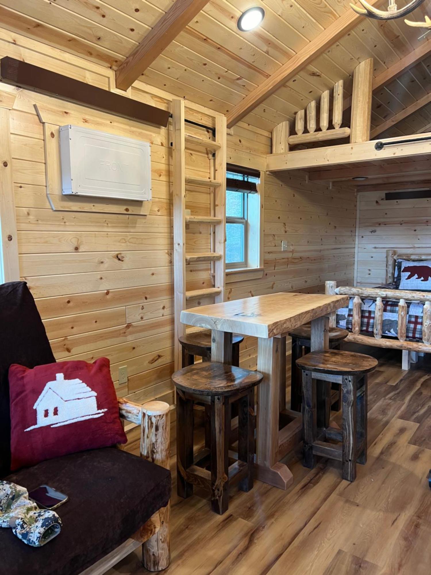 The Lodge At Devils Tower מראה חיצוני תמונה
