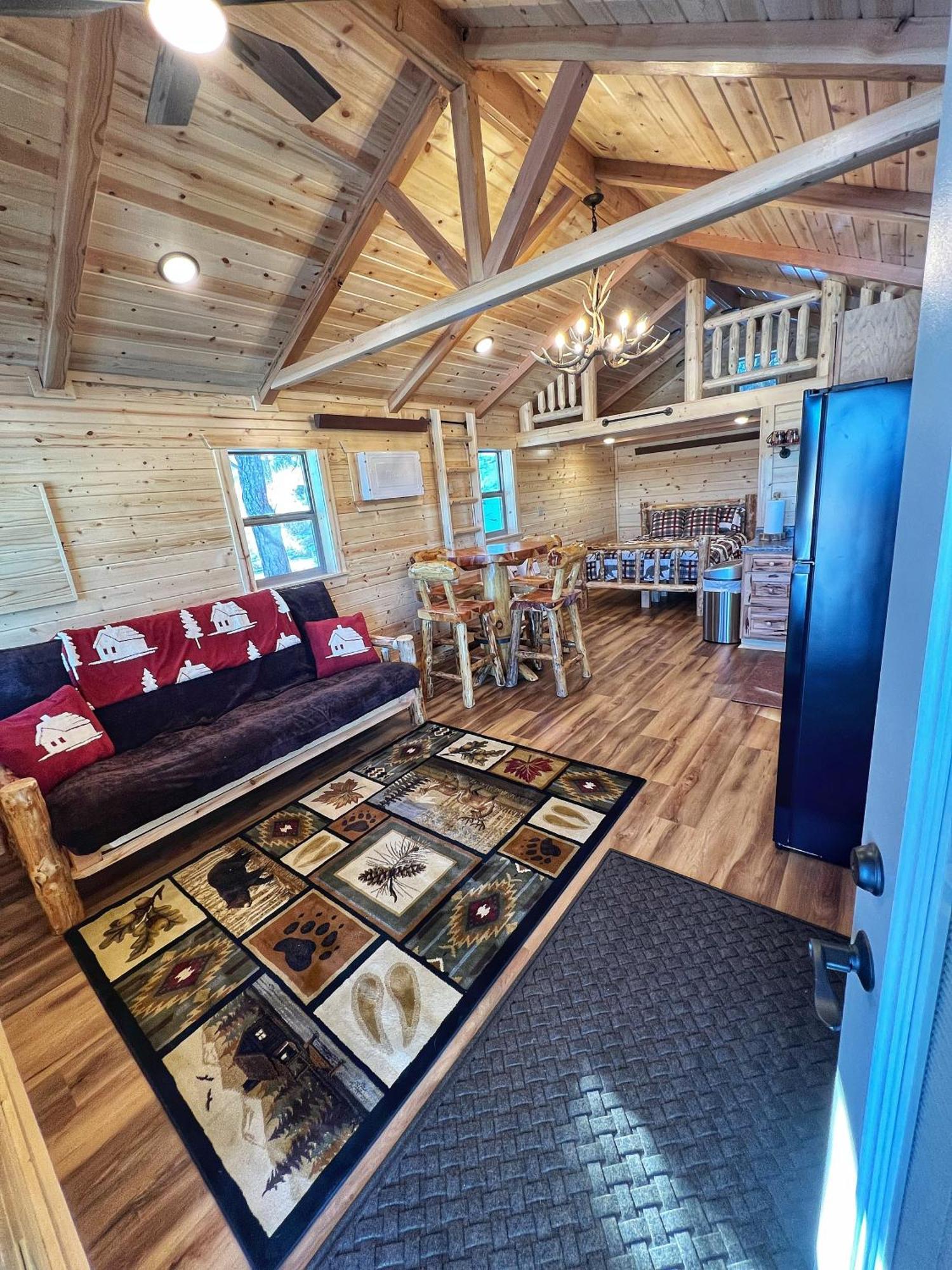 The Lodge At Devils Tower מראה חיצוני תמונה